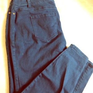 Forever 21 high waisted plus size jeans